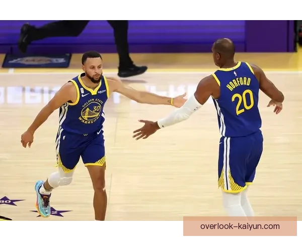 NBA焦点战再起波澜巨星对决引爆季后赛格局东西部排名震荡升级 NBA焦点战再起波澜巨星对决引爆季后赛格局东西部排名震荡升级