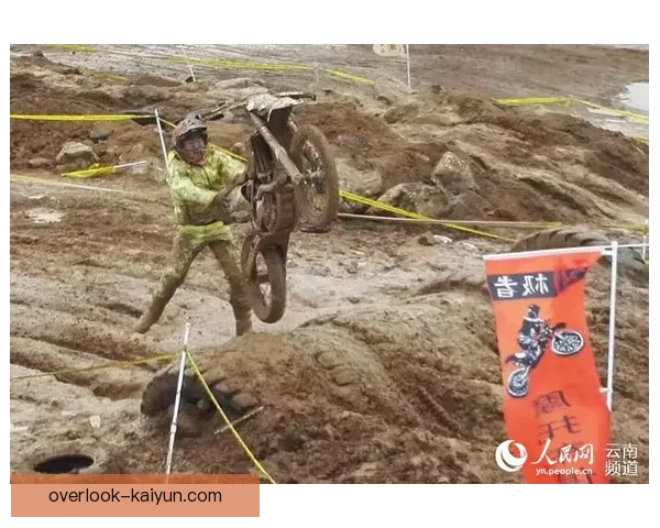 摩托车大奖赛最新赛季动态：车手对抗激烈 技术创新引领赛事未来