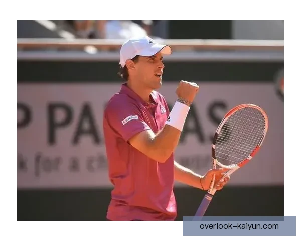 新赛季揭幕战冷门频出世界名将强势回归引爆网坛关注六城巡回赛热潮 新赛季揭幕战冷门频出世界名将强势回归引爆网坛关注六城巡回赛热潮