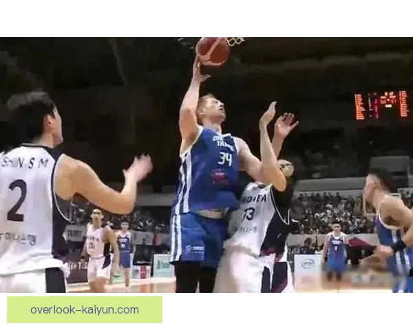 中国男篮新赛季备战全解析 球员状态与战术调整全纪录