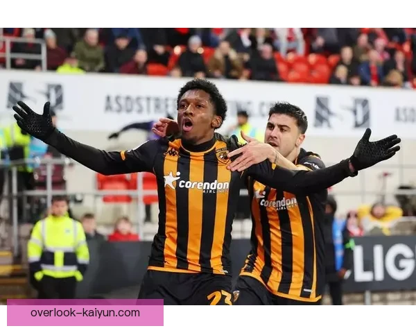 西汉姆联新赛季阵容调整与战术革新引发球迷热议前景备受关注